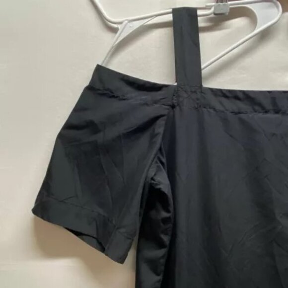 Calvin Klein Jeans Women's XL Crepe Cold Shoulder Blouse Black Lightweight EUC - Picture 2 of 7
